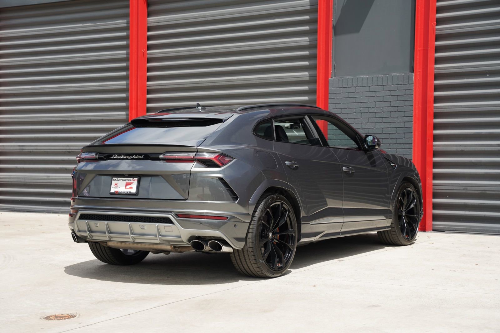 Used 2020 Lamborghini Urus AWD/4WD image 9