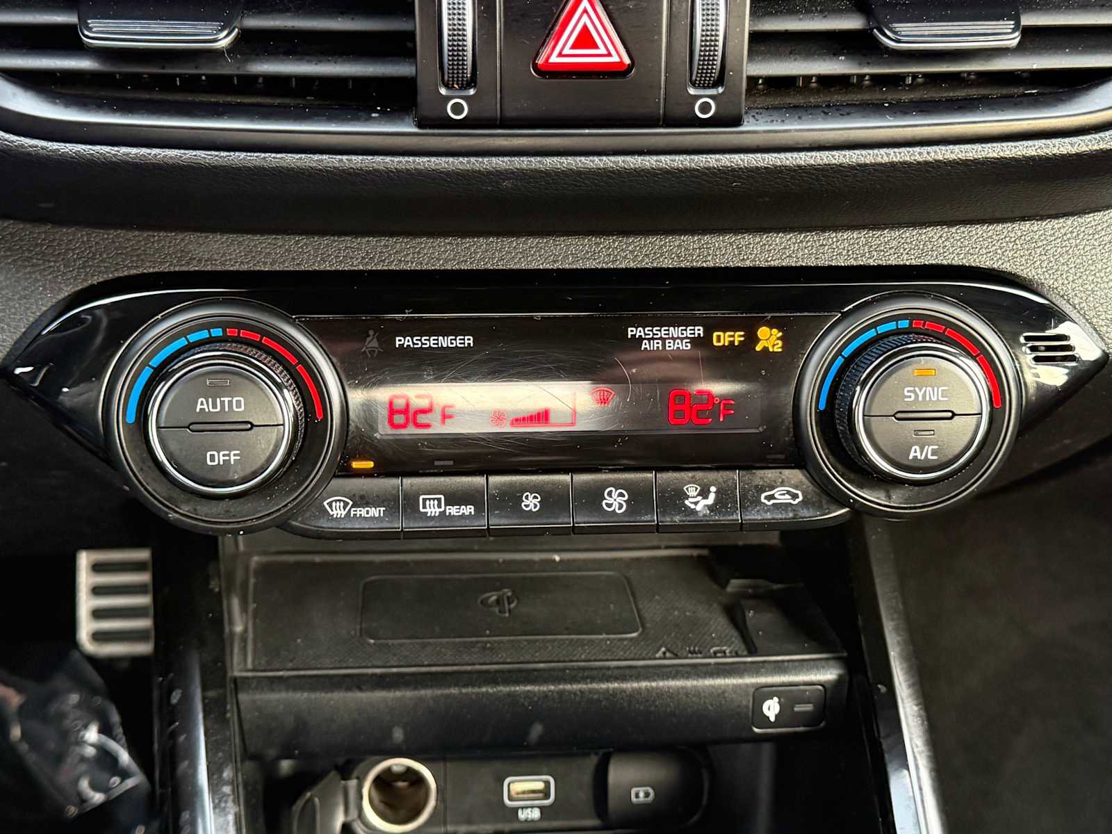 Used 2023 Kia Forte GT-Line w/ GT-Line Premium Package image 26