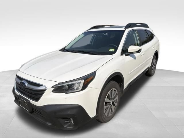 Used 2022 Subaru Outback Premium AWD/4WD image 1