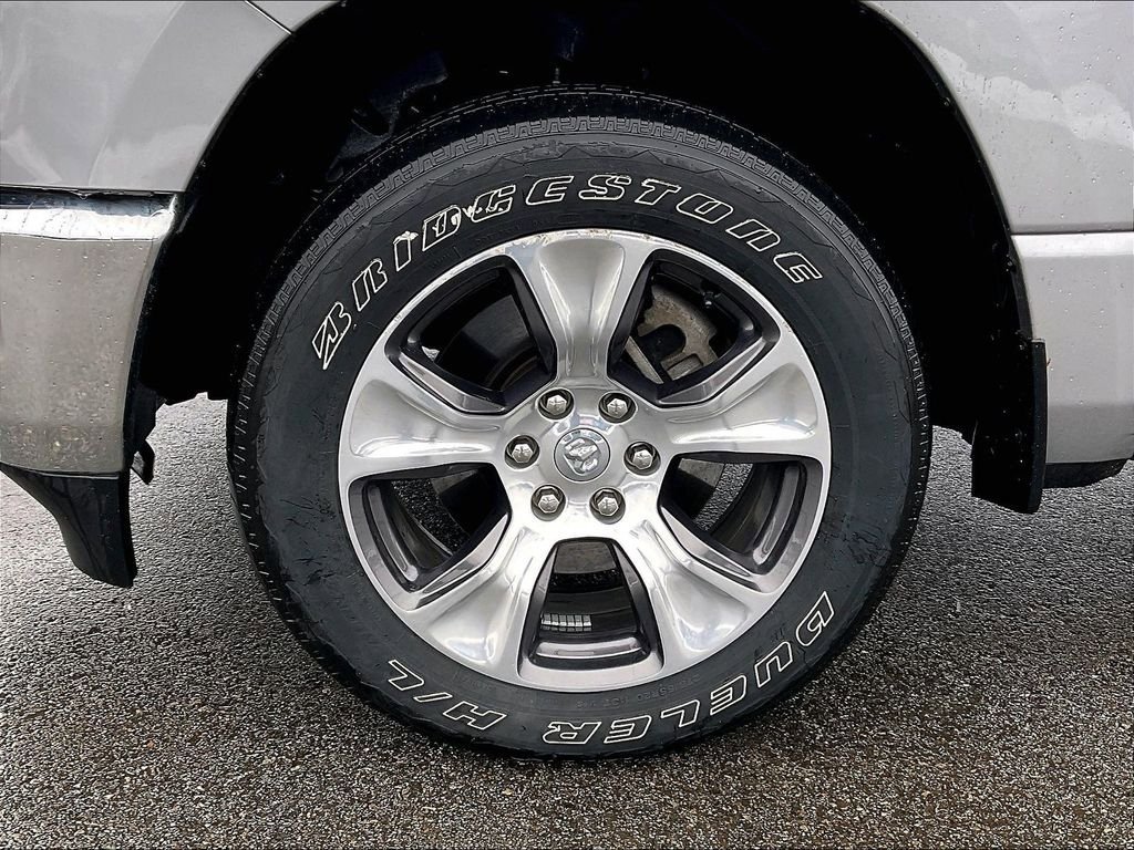Used 2024 RAM 1500 Laramie AWD/4WD image 7