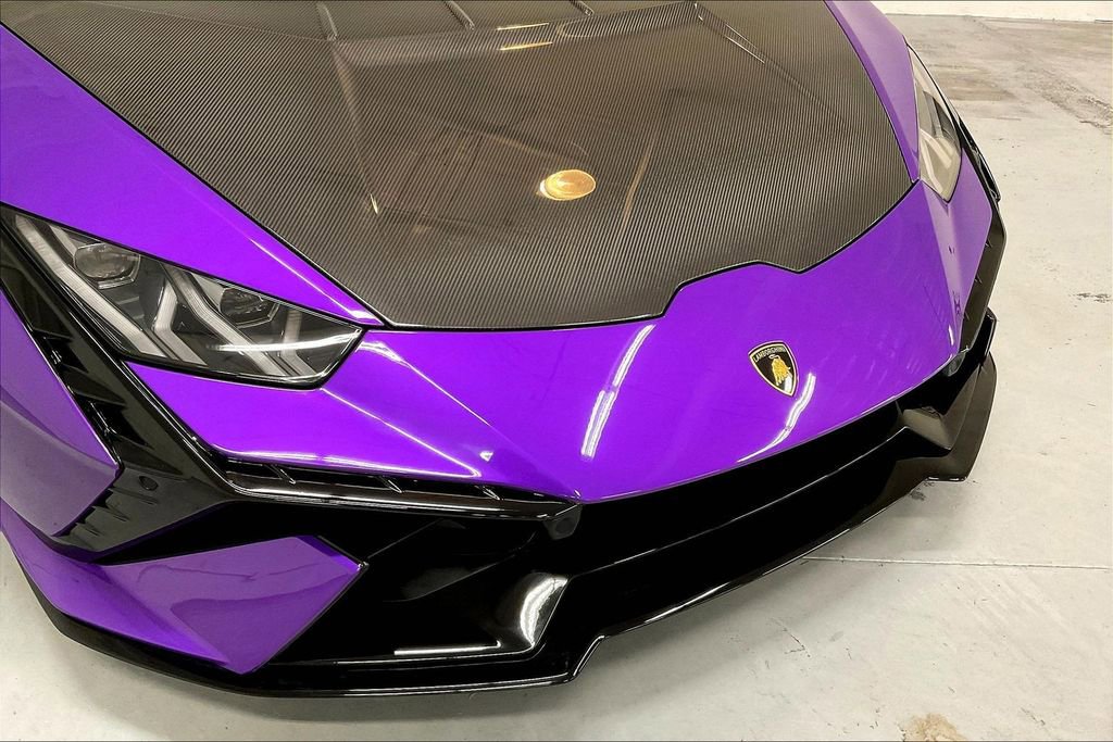 Used 2024 Lamborghini Huracan Tecnica image 31