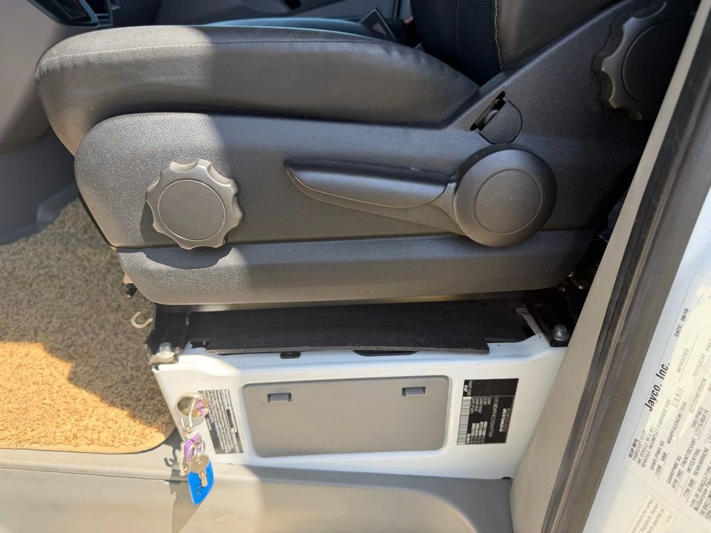 Used 2016 Mercedes-Benz Sprinter 3500 image 15
