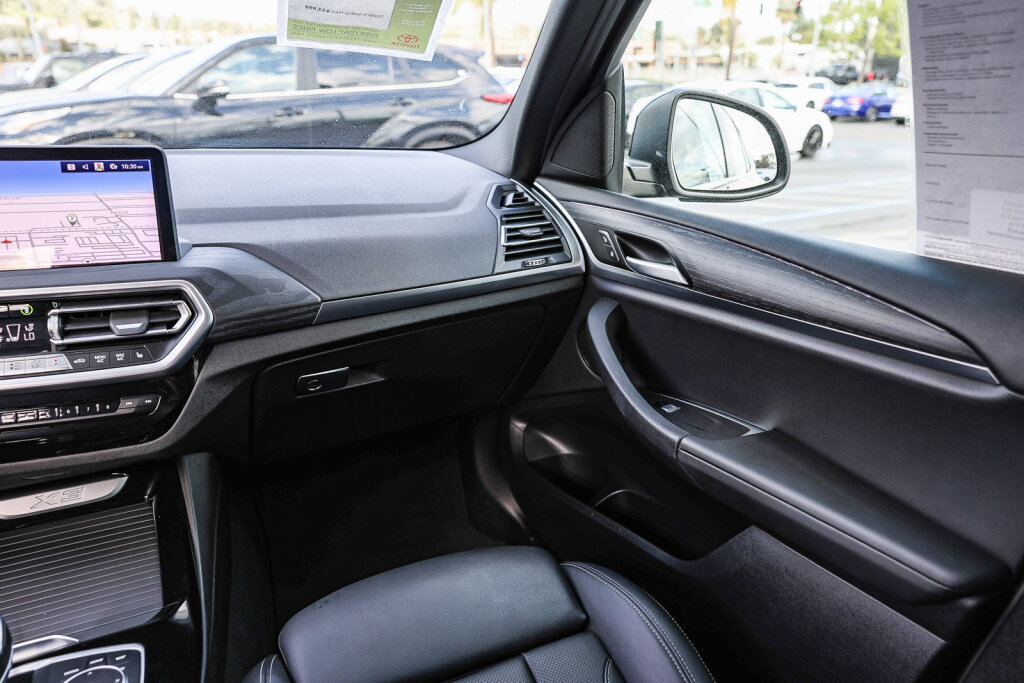 Used 2022 BMW X3 xDrive30i w/ Premium Package 2 image 6