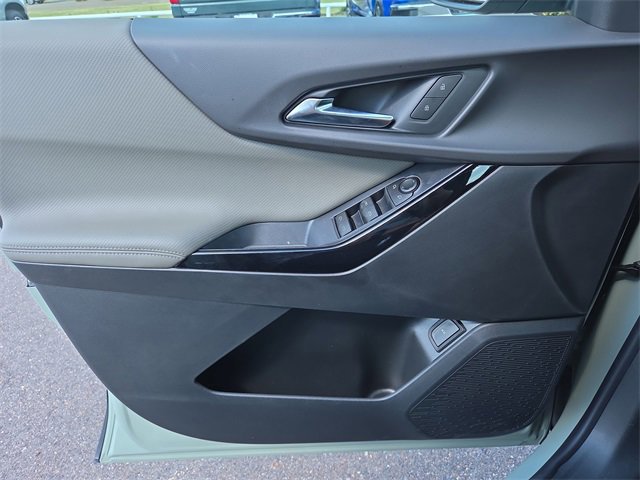 New 2026 Chevrolet Equinox LT w/ Convenience Package II image 17