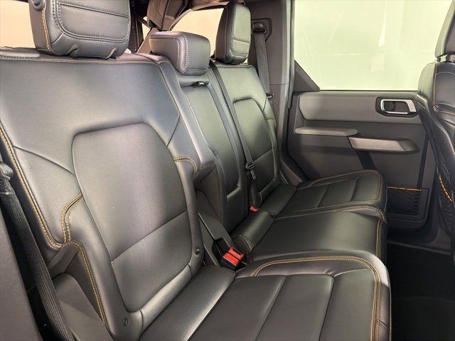 Used 2022 Ford Bronco Badlands image 13