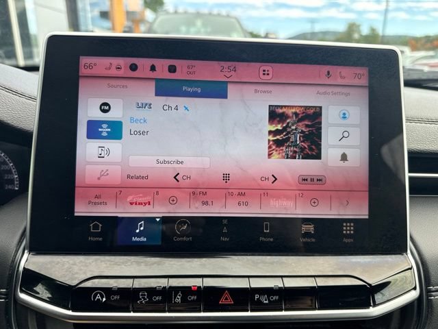 Used 2023 Jeep Compass High Altitude AWD/4WD image 19