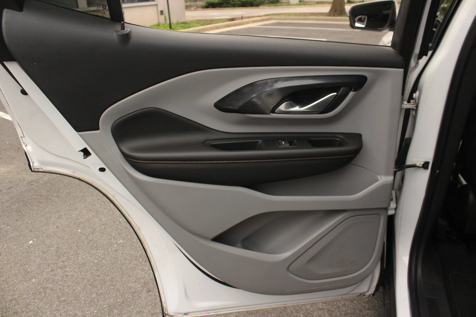 Used 2020 GMC Terrain SLT FWD image 21