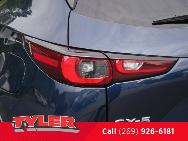 Used 2025 MAZDA CX-5 AWD 2.5 S w/ Select Package image 12