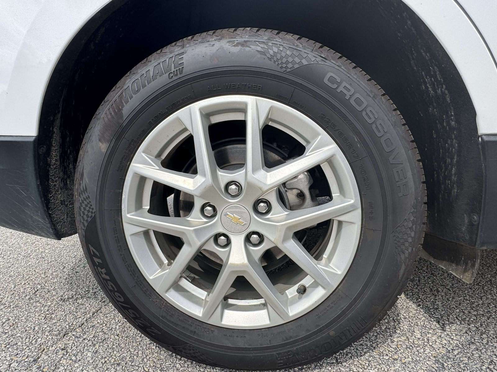 Used 2024 Chevrolet Equinox LT AWD/4WD image 16