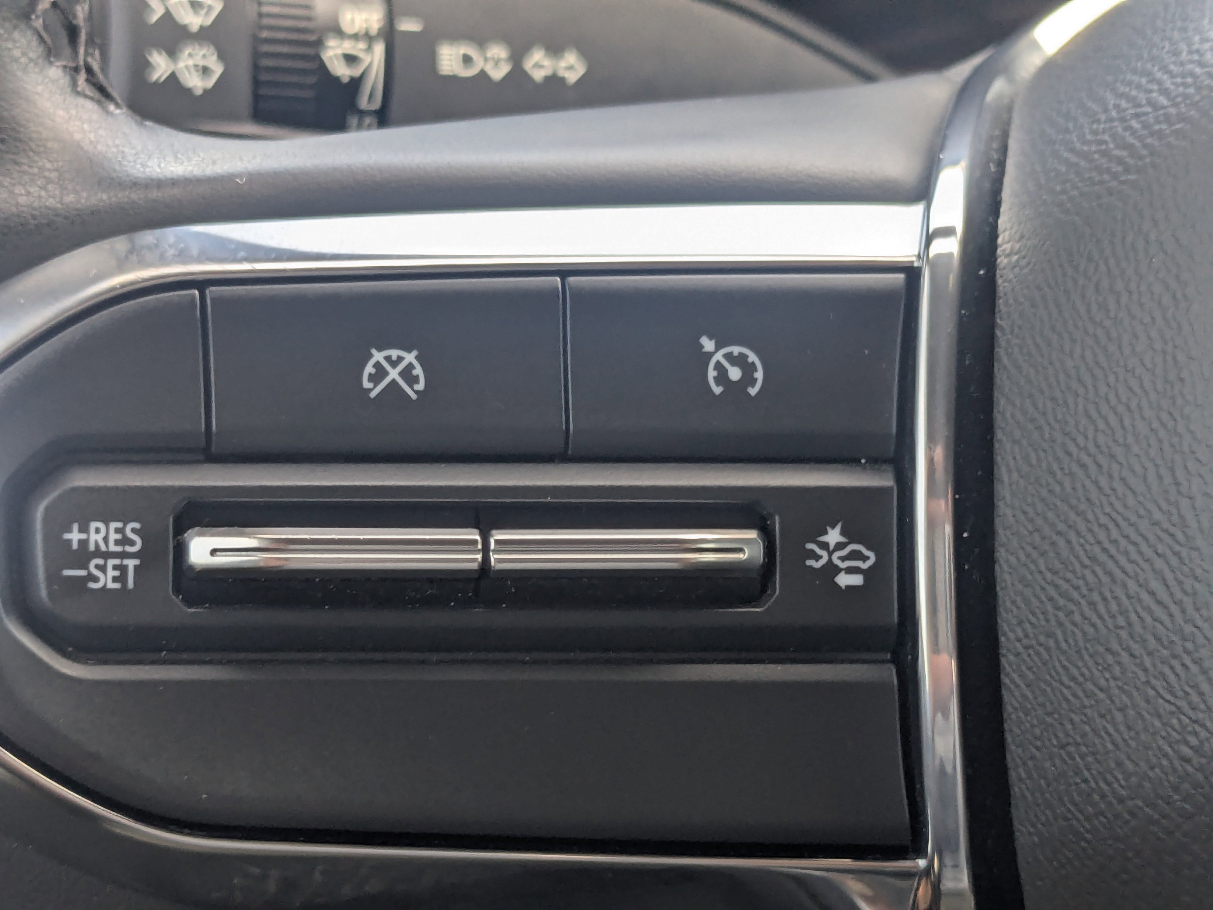 Used 2024 GMC Canyon Elevation w/ Elevation Premium Package image 30