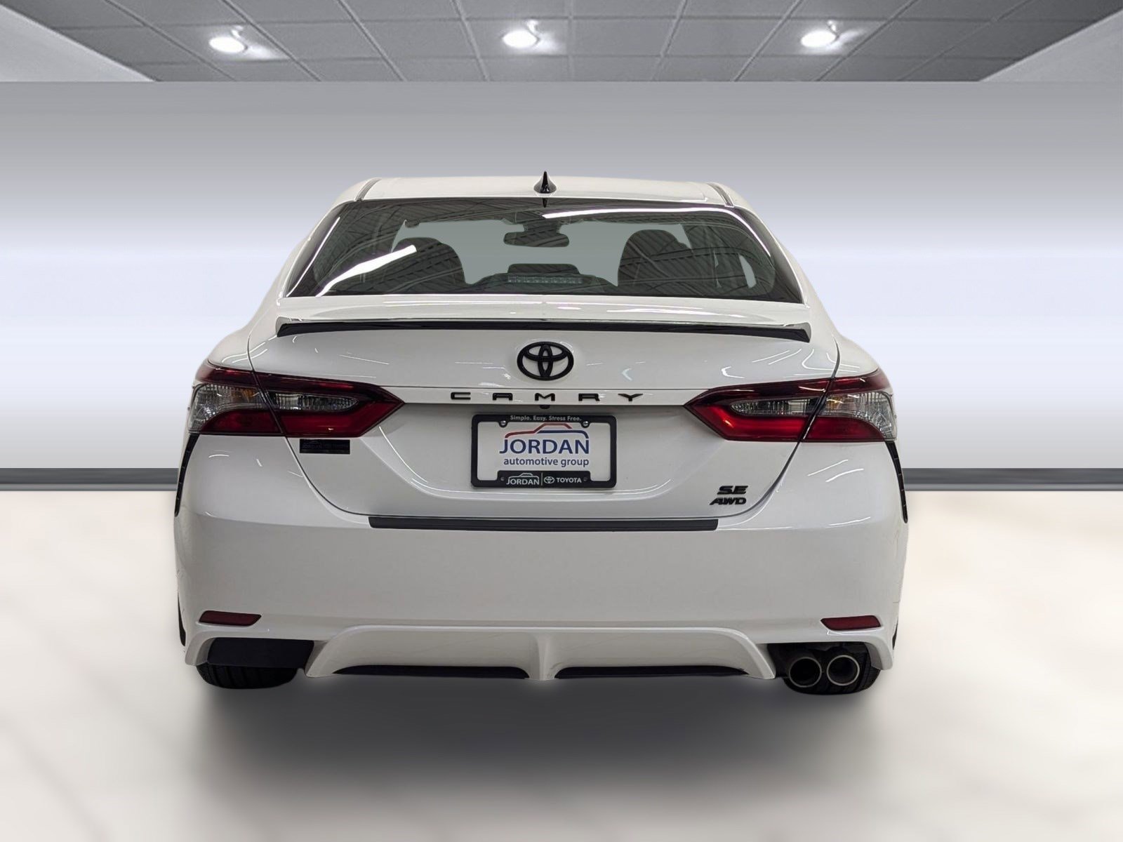 Used 2023 Toyota Camry SE image 8