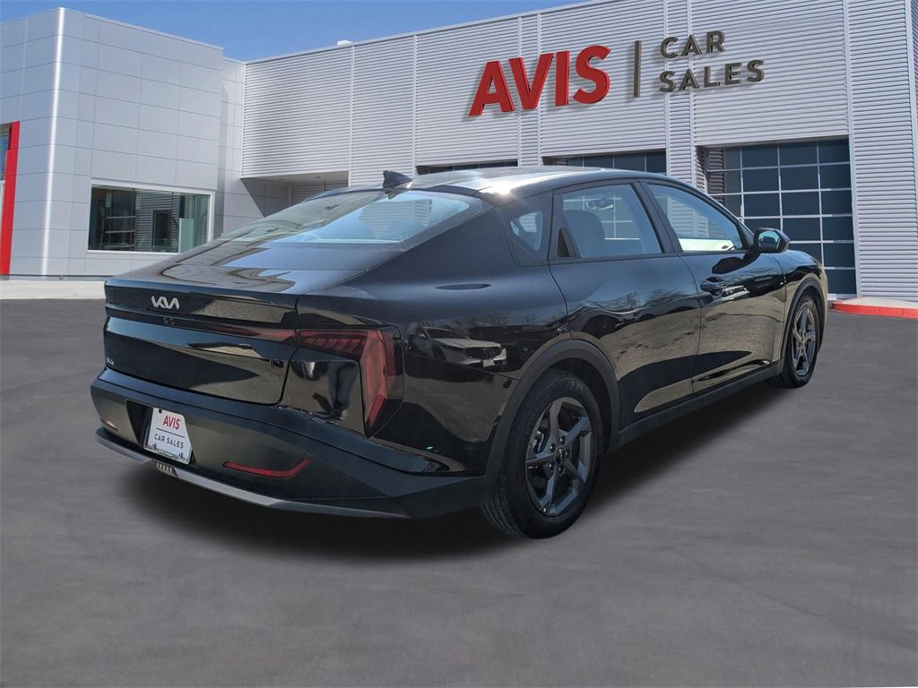 Used 2025 Kia K4 LXS image 5