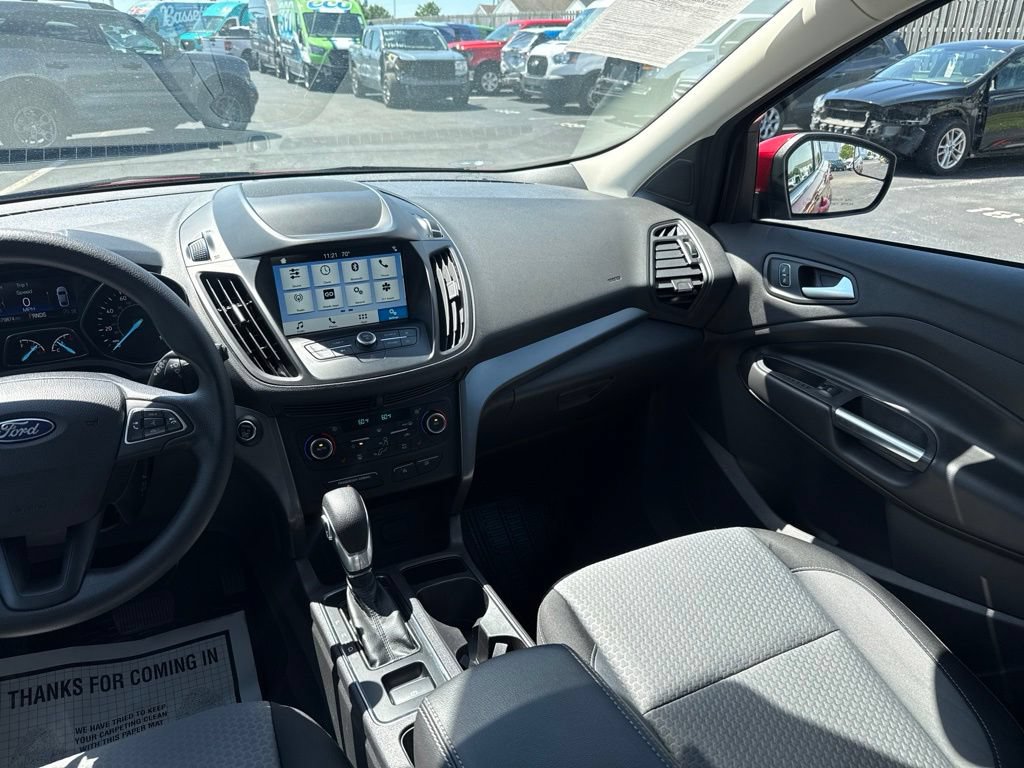 Used 2019 Ford Escape SE FWD image 15