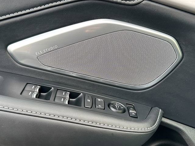 Used 2025 Acura RDX w/ Technology Package image 19