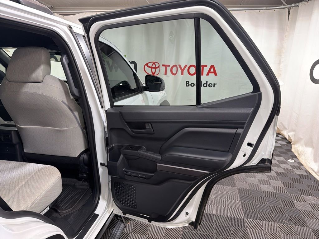 Used 2025 Toyota 4Runner SR5 image 13