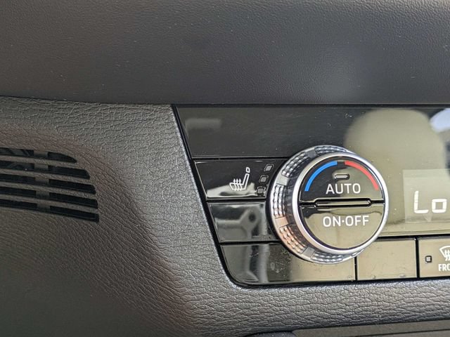 Used 2024 Mitsubishi Outlander SE FWD image 30