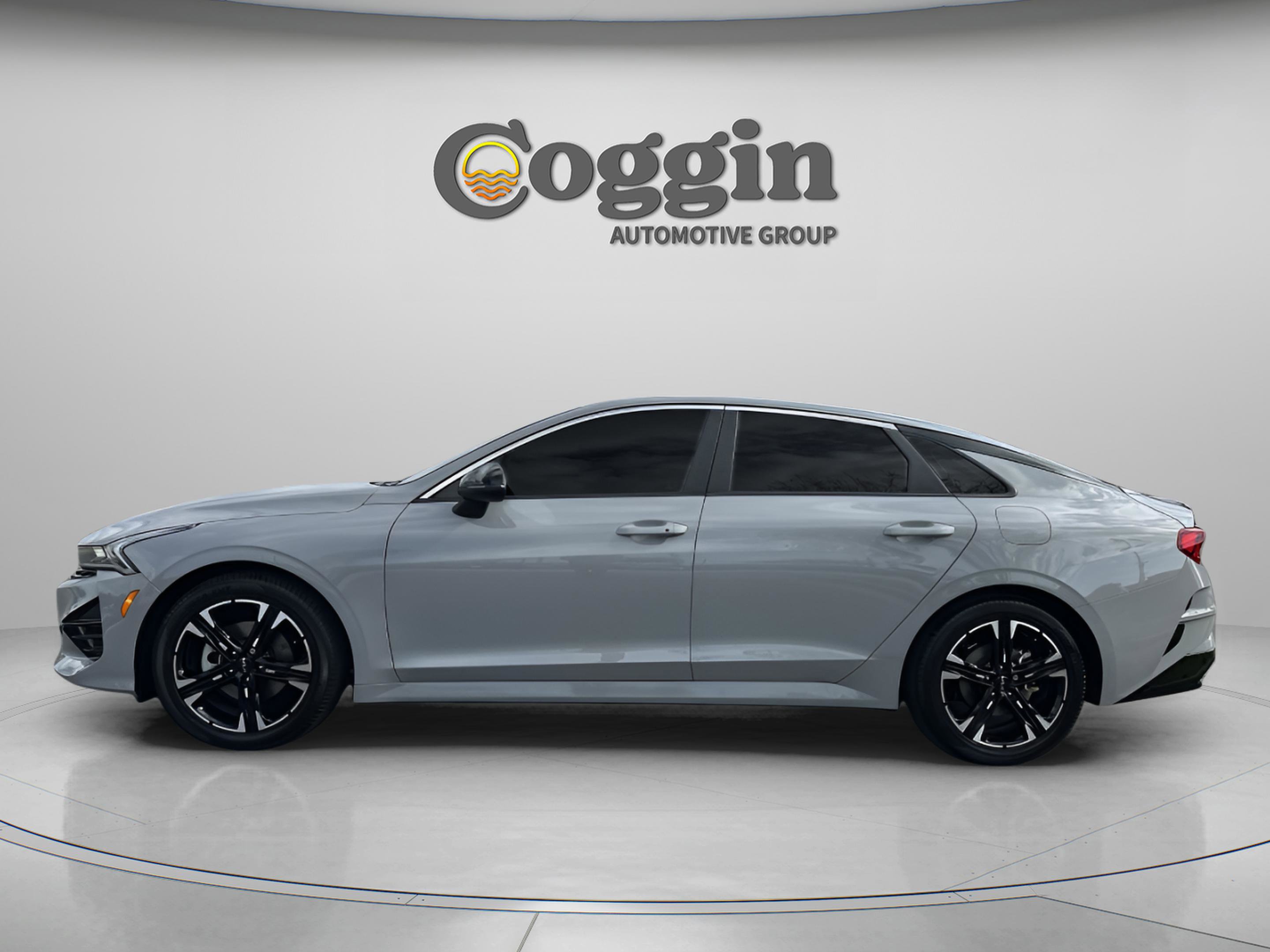 Used 2024 Kia K5 GT-Line w/ GT-Line Premium Package image 4