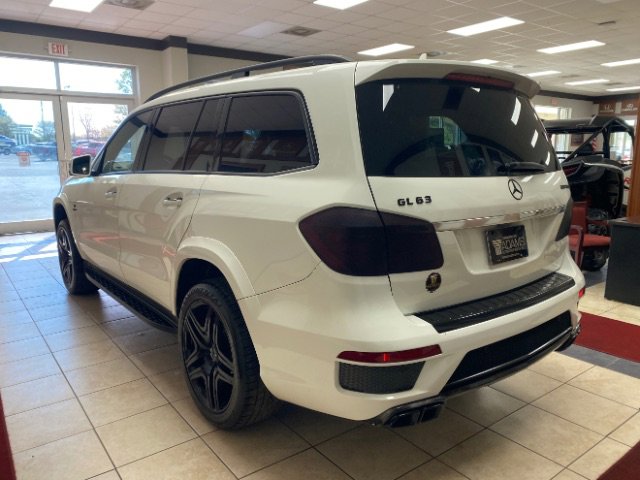 Used 2014 Mercedes-Benz GL 63 AMG 4MATIC image 2