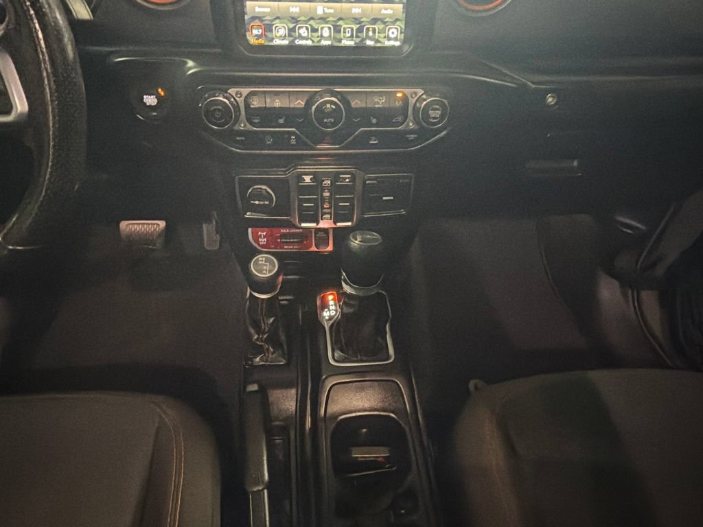 Used 2022 Jeep Gladiator Mojave w/ LED Lighting Group AWD/4WD image 19