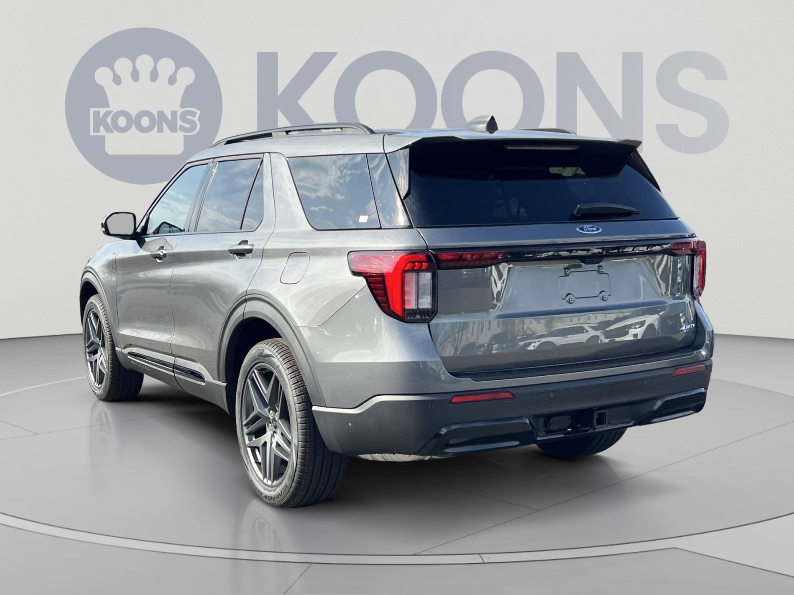 New 2026 Ford Explorer ST-Line w/ ST-Line Street Pack AWD/4WD image 8