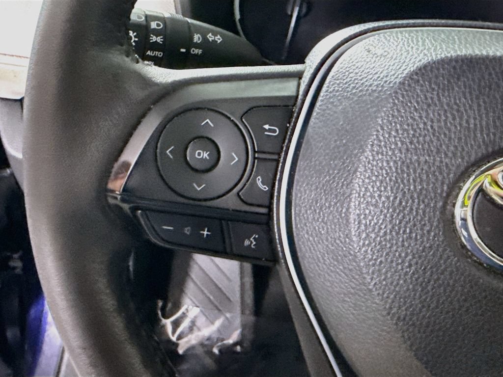 Certified 2023 Toyota RAV4 XLE Premium AWD/4WD image 23