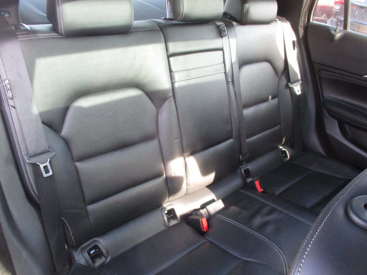 Used 2018 INFINITI QX30 AWD image 39