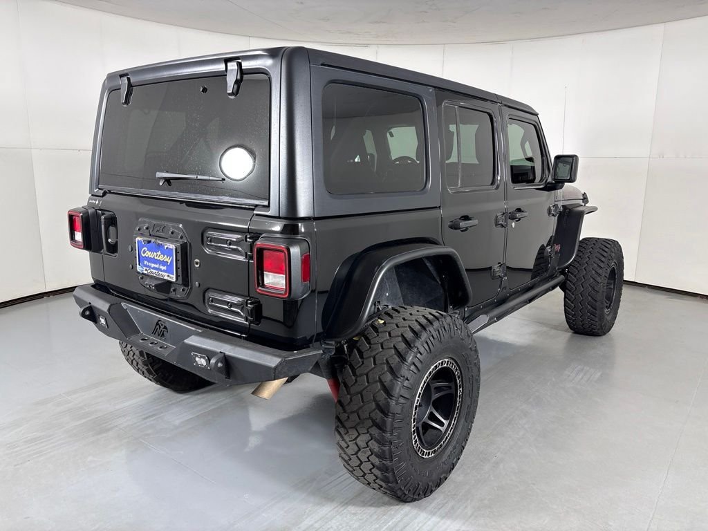 Used 2021 Jeep Wrangler Unlimited Rubicon w/ Xtreme Recon 35" Tire Package AWD/4WD image 8