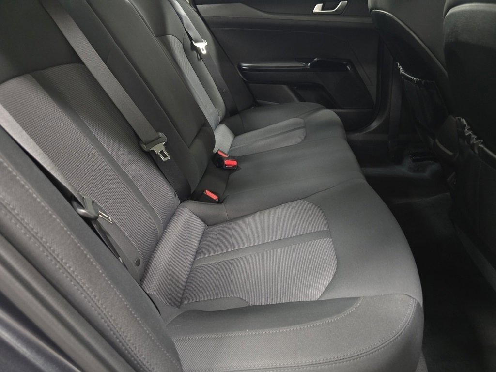 Used 2022 Kia K5 LXS image 16
