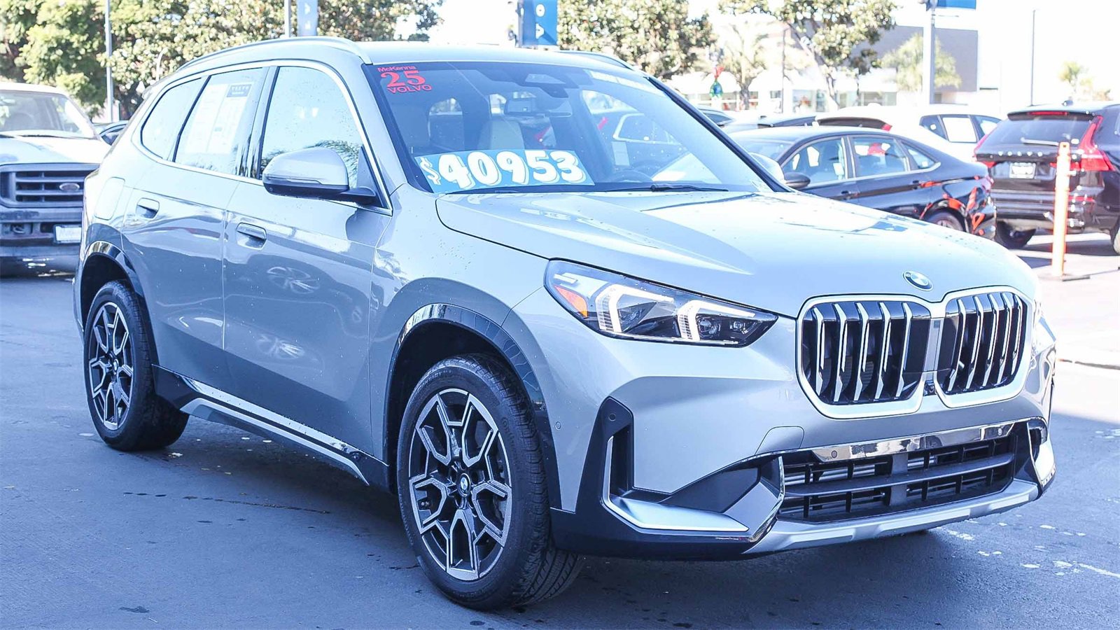 Used 2025 BMW X1 xDrive28i w/ Technology Package image 3