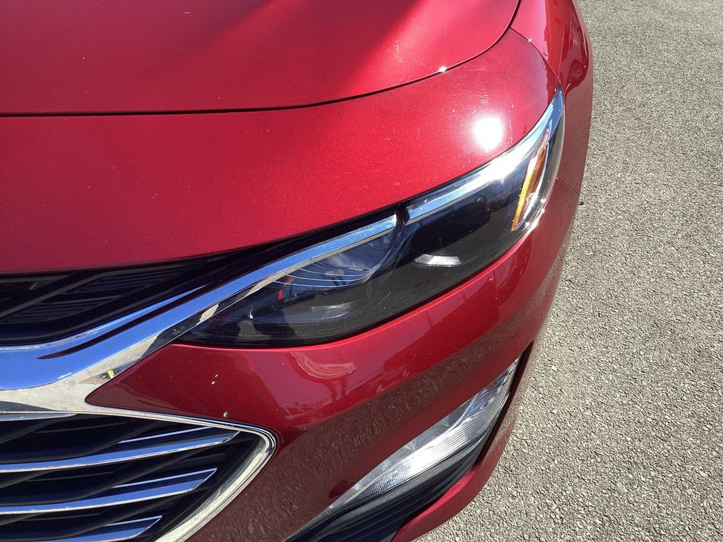 Used 2020 Chevrolet Malibu LT image 30