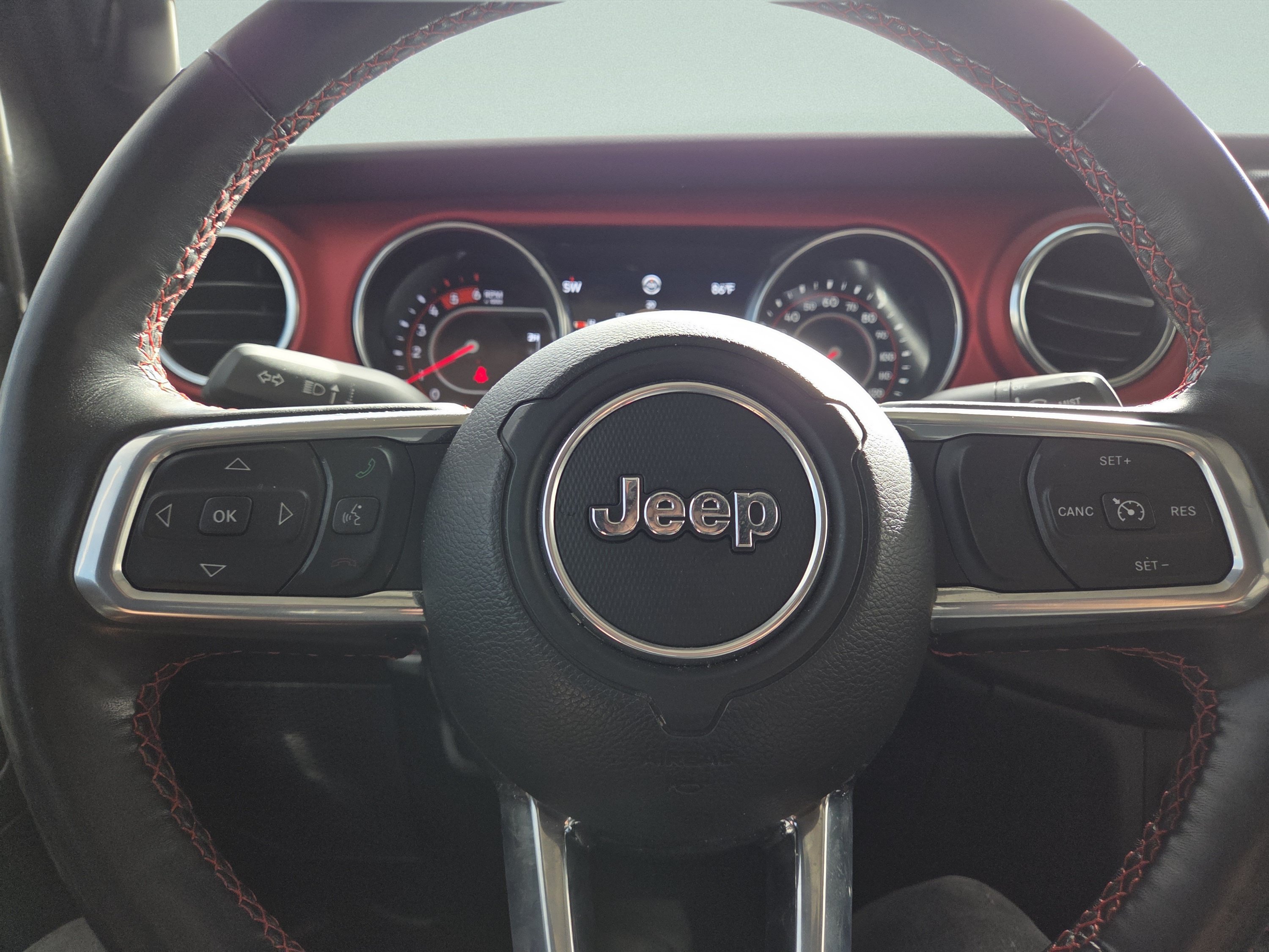 Used 2021 Jeep Gladiator Rubicon AWD/4WD image 33
