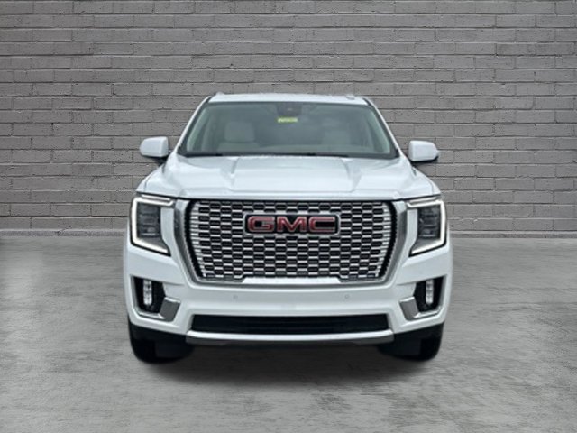 Used 2023 GMC Yukon XL Denali AWD/4WD image 8