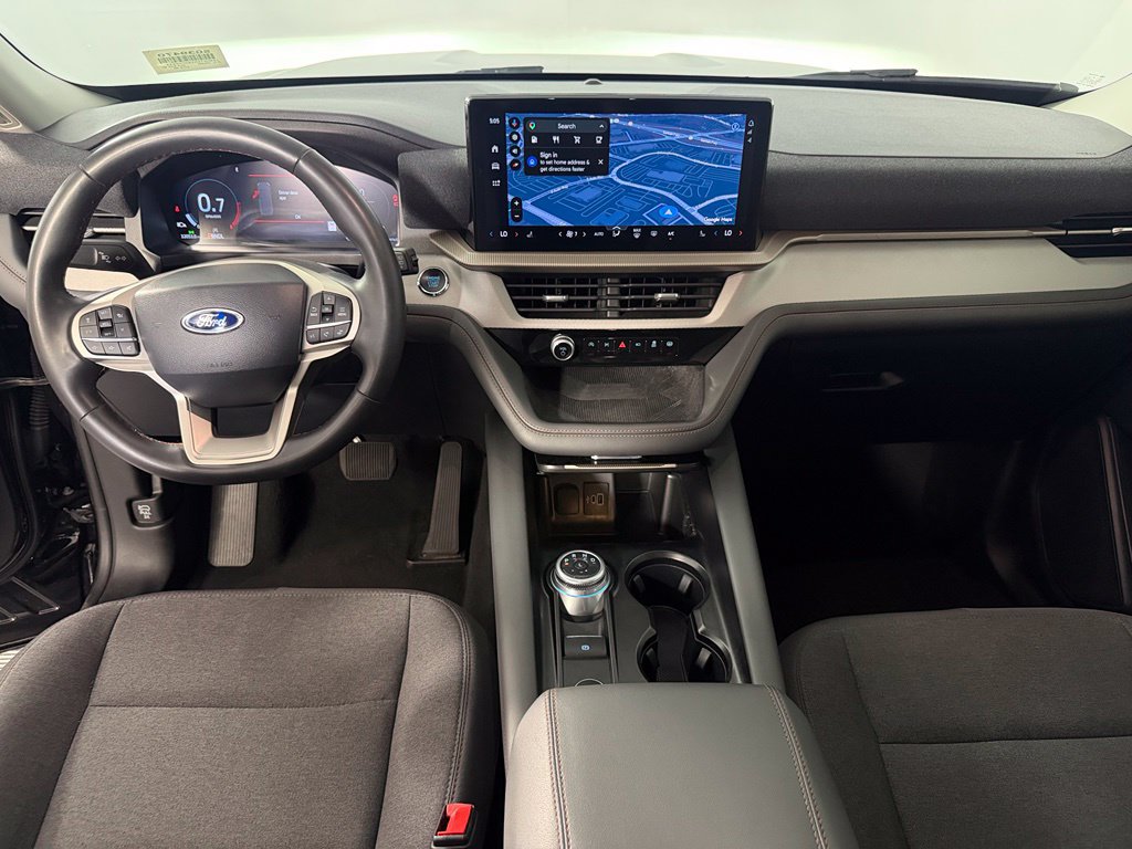 Used 2025 Ford Explorer Active RWD image 14