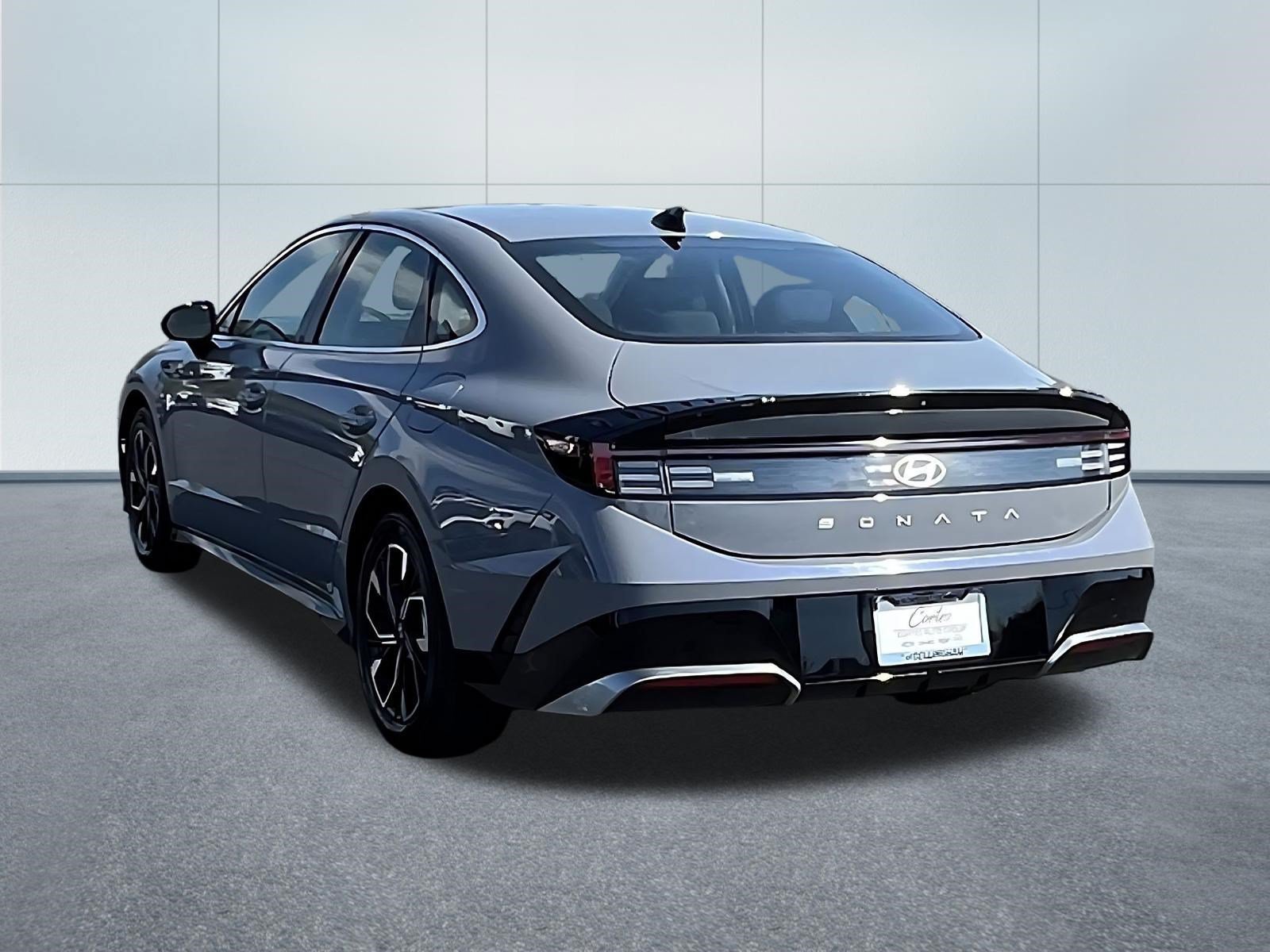Used 2024 Hyundai Sonata SEL FWD image 4
