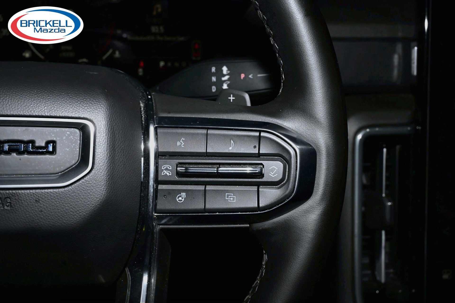 Used 2025 GMC Yukon Denali AWD/4WD image 37