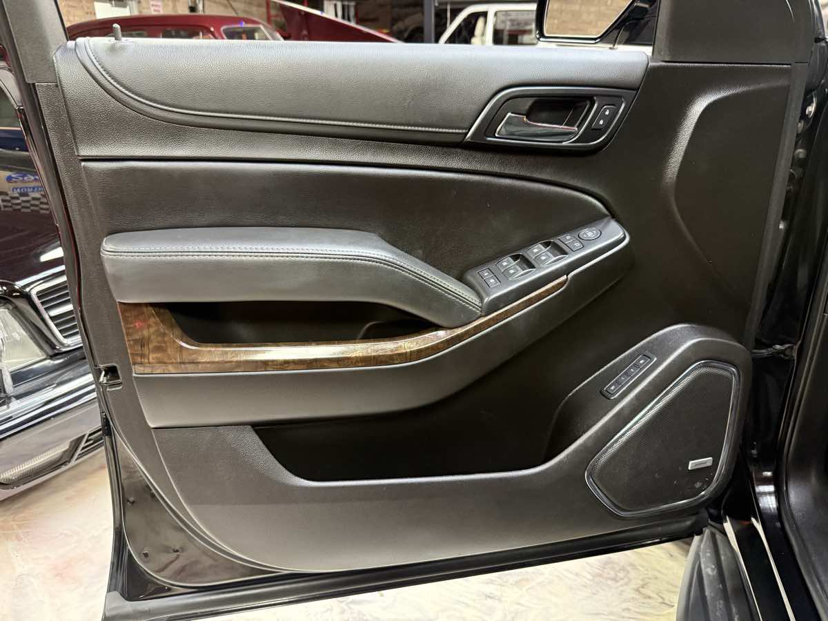 Used 2019 Chevrolet Tahoe LT AWD/4WD image 30