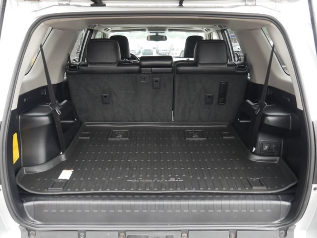 Used 2018 Toyota 4Runner SR5 Premium AWD/4WD image 11