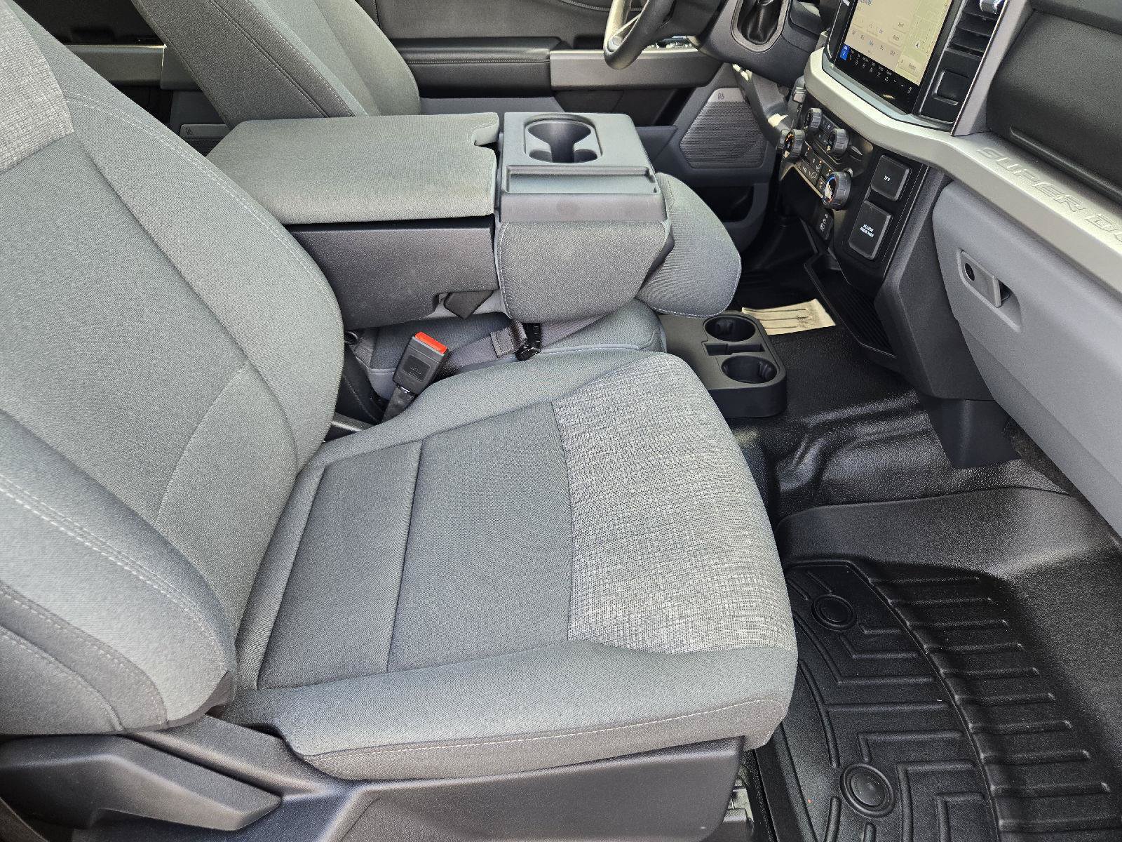 Used 2024 Ford F250 XLT w/ XLT Premium Package AWD/4WD image 14