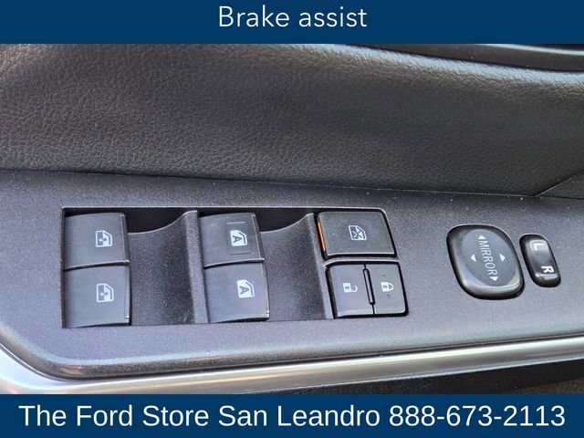 Used 2015 Toyota Camry LE FWD image 25