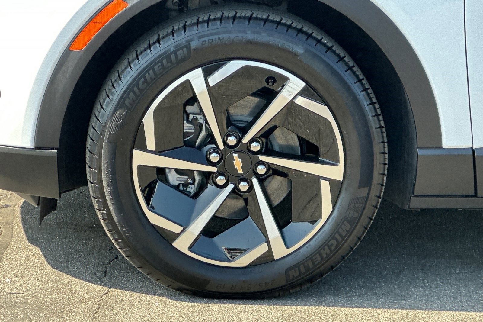 Used 2025 Chevrolet Equinox EV LT image 31