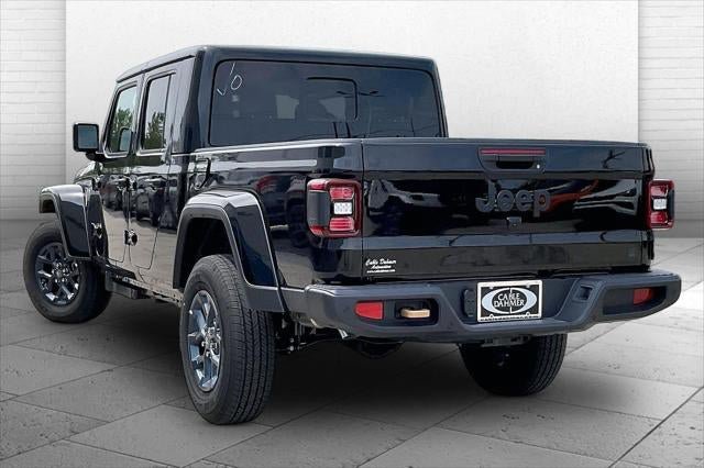 New 2026 Jeep Gladiator Sport AWD/4WD image 17