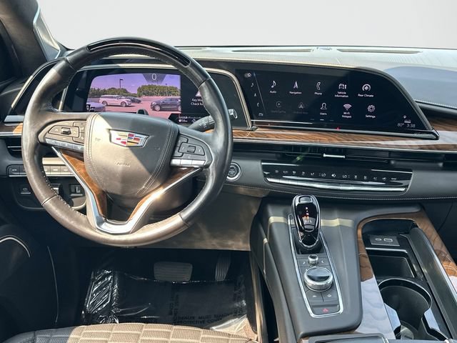 Certified 2023 Cadillac Escalade Sport Platinum AWD/4WD image 2