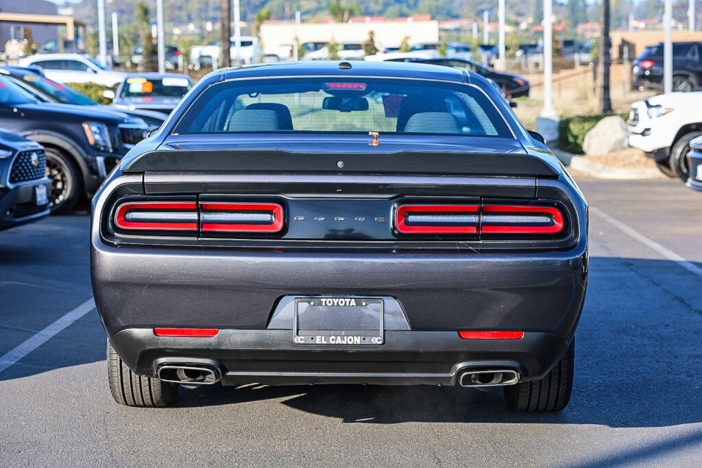 Used 2023 Dodge Challenger SXT w/ Blacktop Package image 18