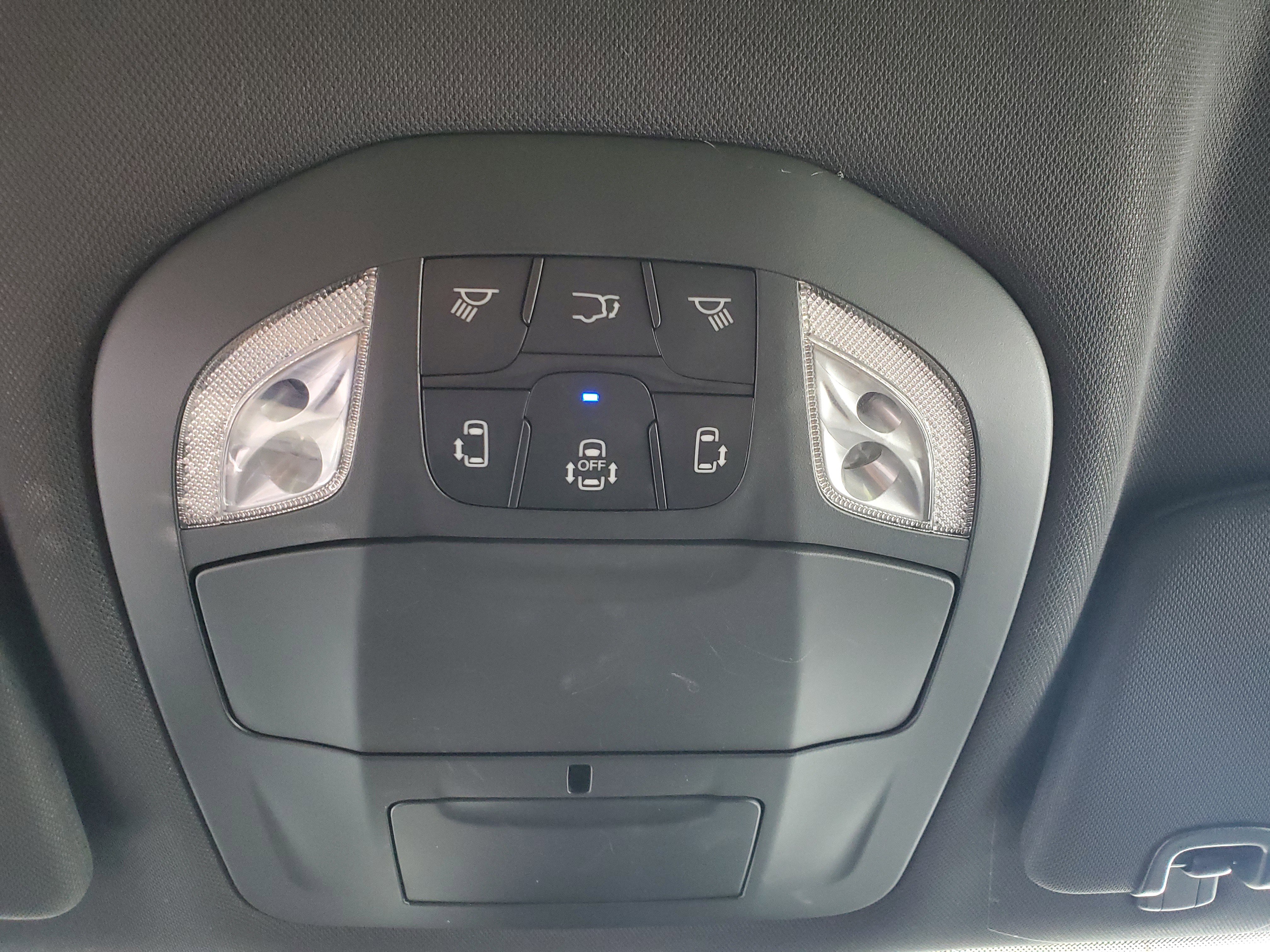 Used 2025 Chrysler Pacifica Select FWD image 20