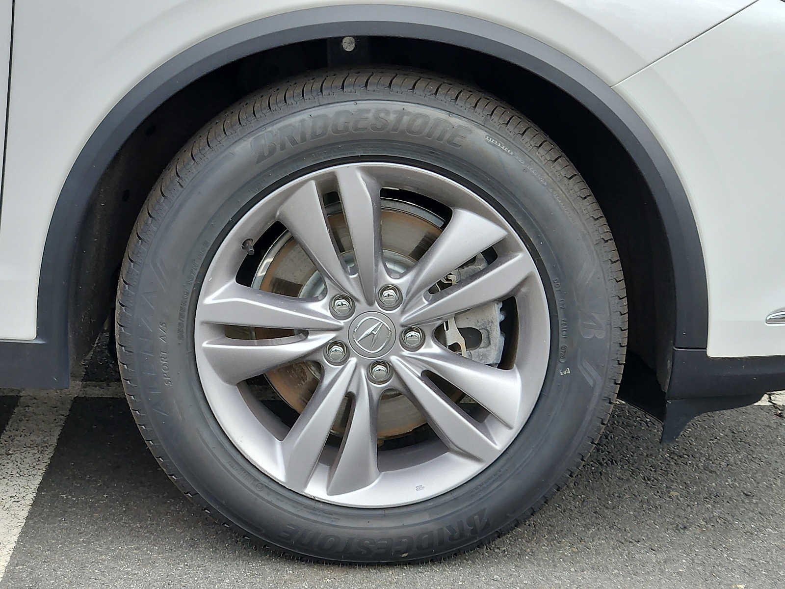 Used 2023 Acura MDX SH-AWD image 8