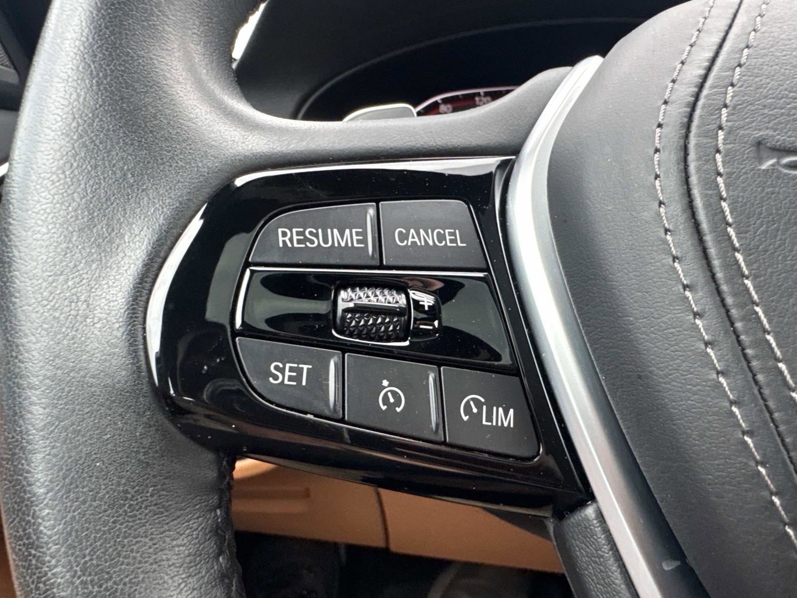 Used 2022 BMW 530i xDrive w/ Premium Package image 23