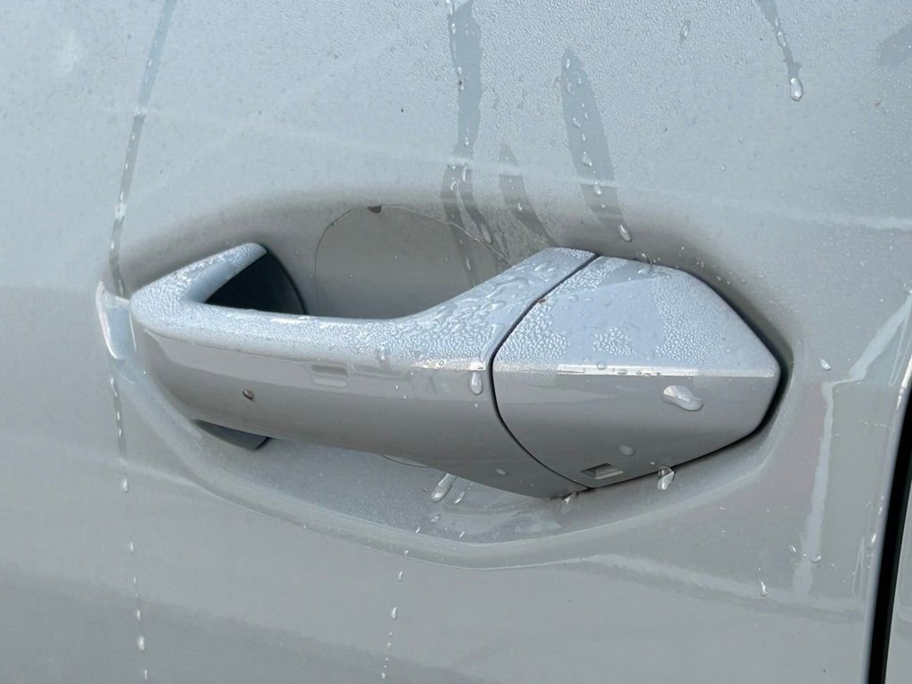 Used 2023 Audi Q4 e-tron Premium w/ Convenience Package image 31