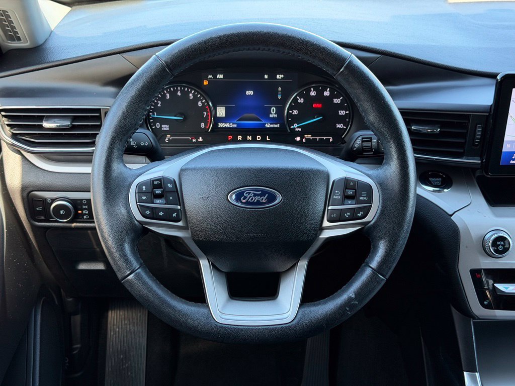 Used 2023 Ford Explorer XLT w/ Equipment Group 202A RWD image 29