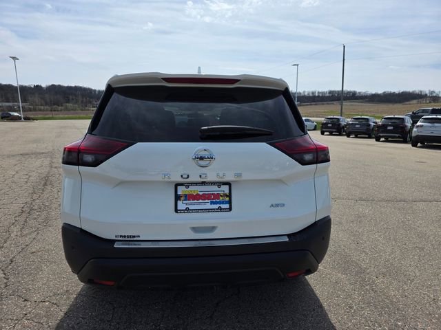 Used 2021 Nissan Rogue S image 22