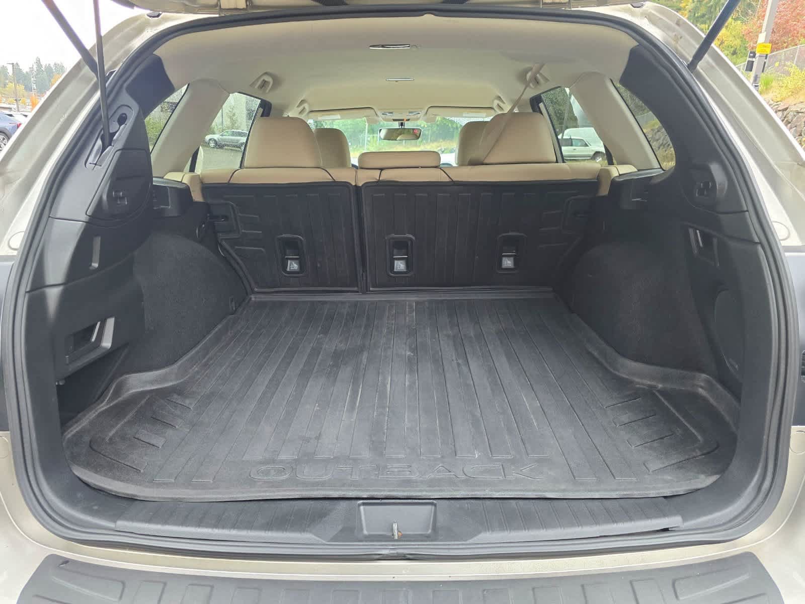Used 2019 Subaru Outback 2.5i Limited AWD/4WD image 29